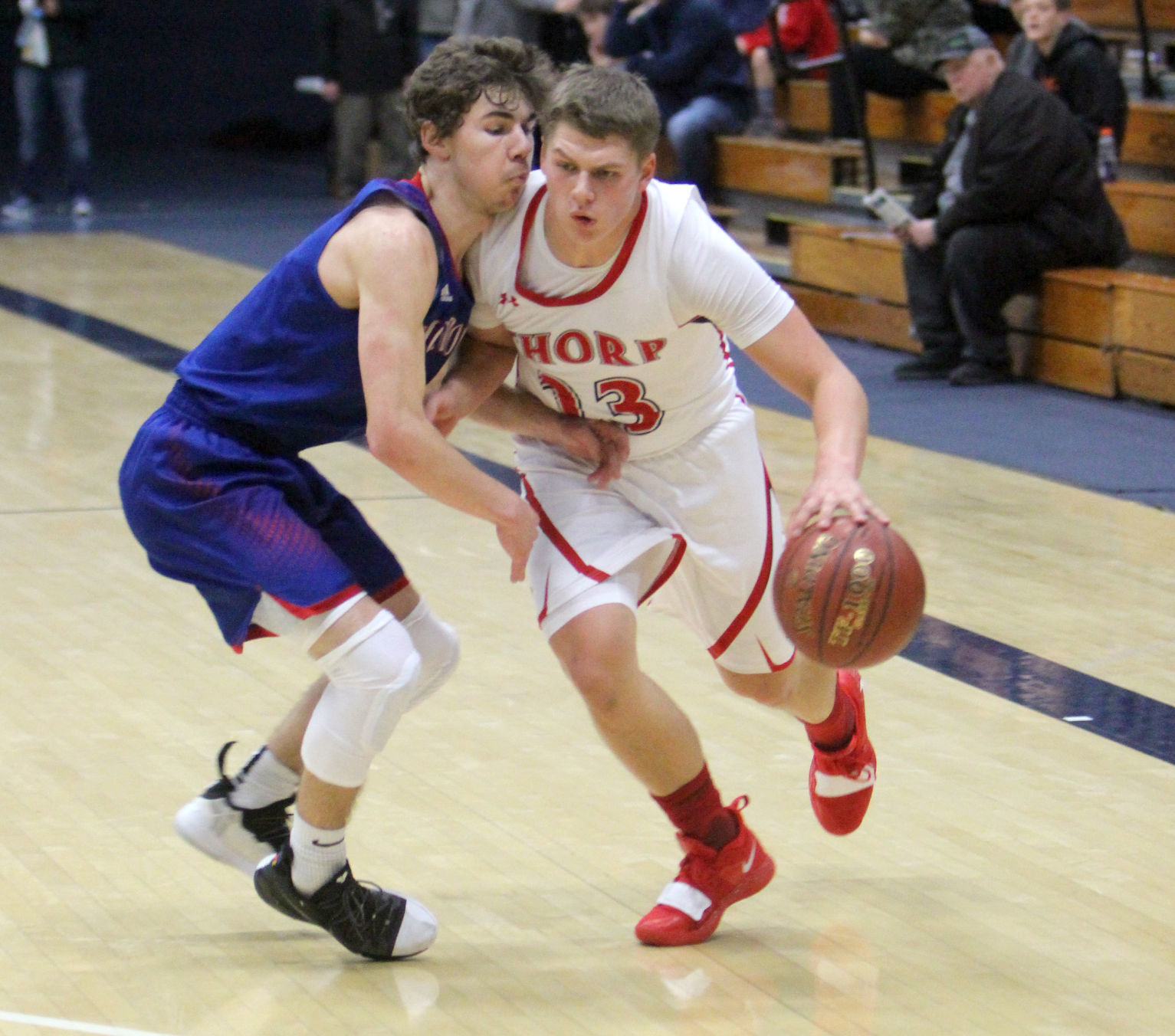 Thorp boys basketball vs Mondovi at UW-Stout 12-1-18